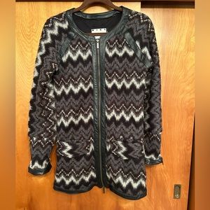 Amazing vintage jacket with leather trim